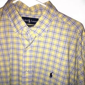Men's Classic Fit Button Down